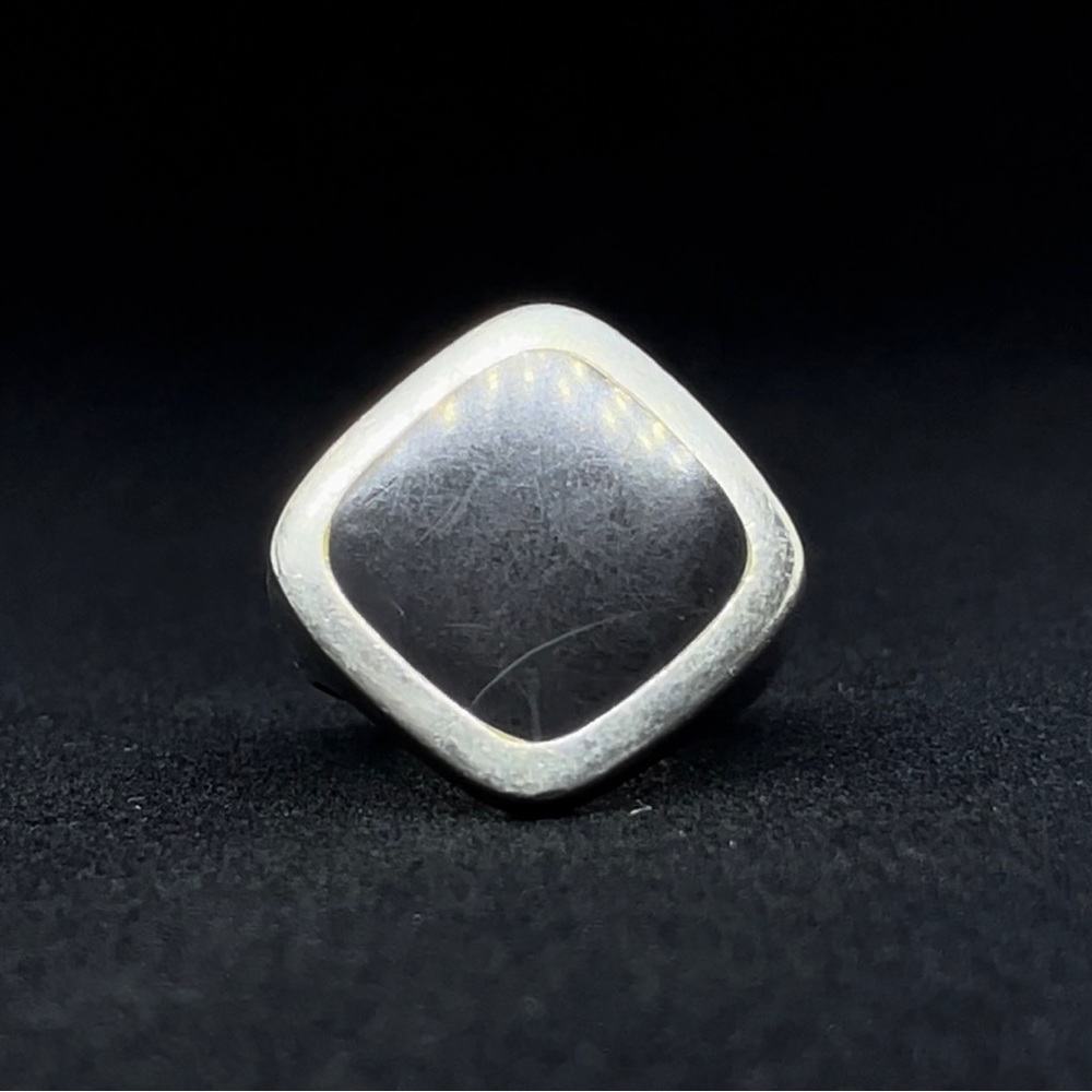 DESIGNER INLAYED ONYX RING
